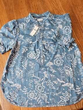 NWT PILCRO ANTHROPOLOGIE BLUE FLORAL DENIM TOP SZ S